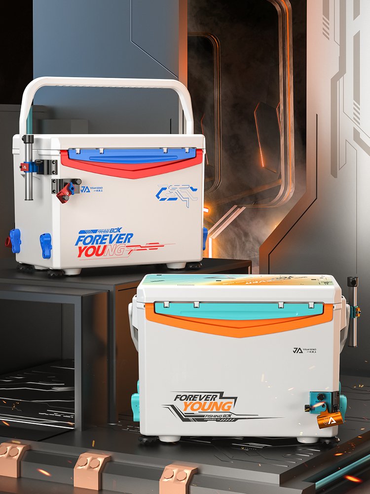 A NEW 22L GLACIAL ORANGE FISHING BOX WITH A LIGHT, MULTI-PURPOSE HORN SPARE TO CATCH A FISHING TANK